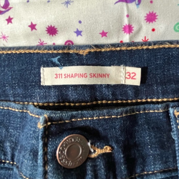 Women’s Levi’s 311 shaping skinny- size 32 - Picture 4 of 5